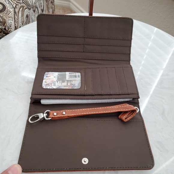 American Bling by Montana West Wallet/Wristlet - Picture 3 of 3